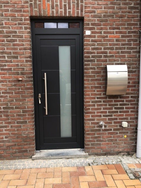 vastleggen Begrijpen Passief PVC deur Nieuwpoort - Van Hee Ramen en Deuren